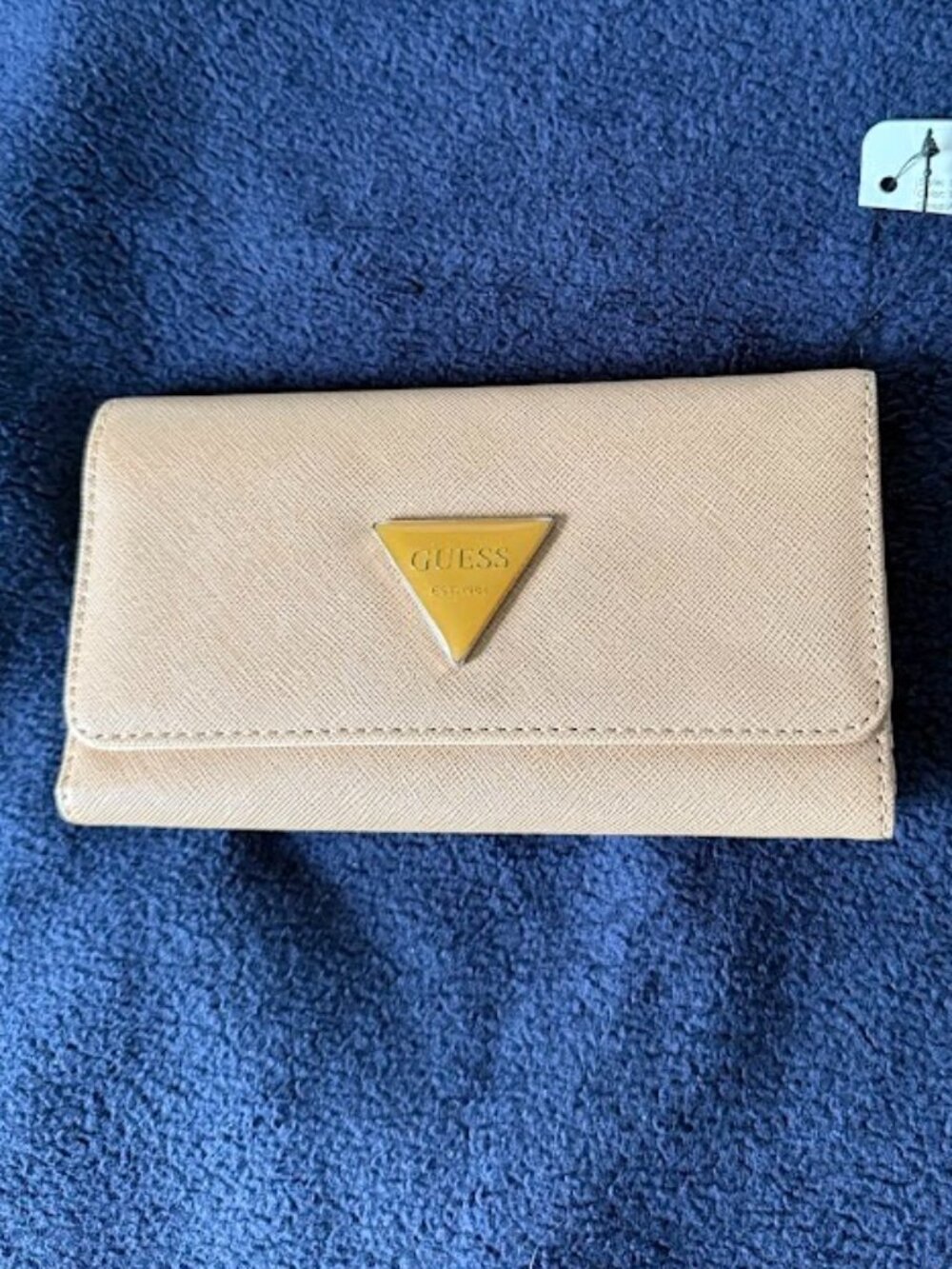 Guess wallet NWT
